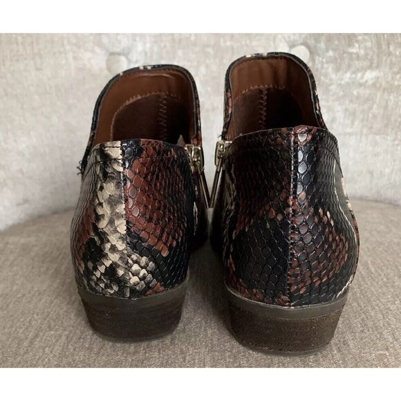 CROWN & IVY Women’s SNAKESKIN Bootie Boots ANKLE BOOTS Black Brown SIZE 6.5 - Picture 4 of 8